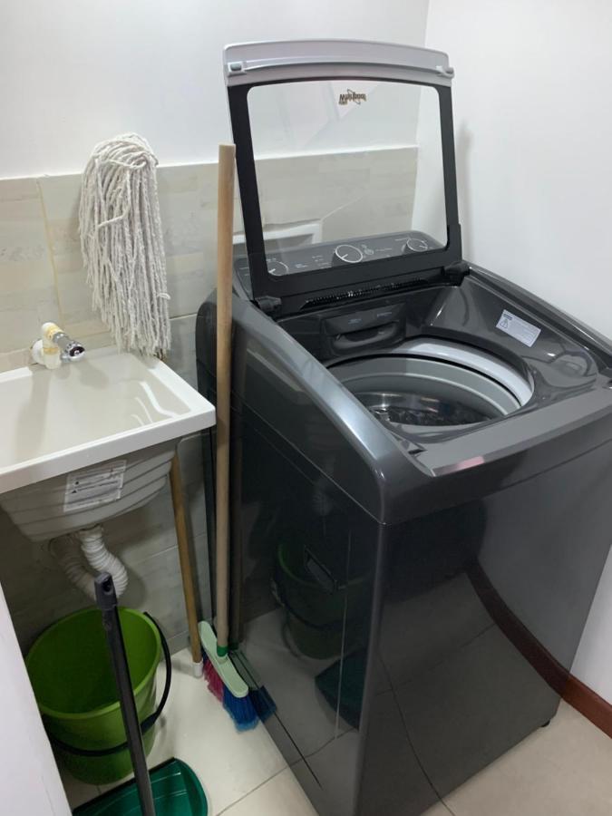 Apartamento Cerca Del Cc Titan Plaza بوغوتا المظهر الخارجي الصورة
